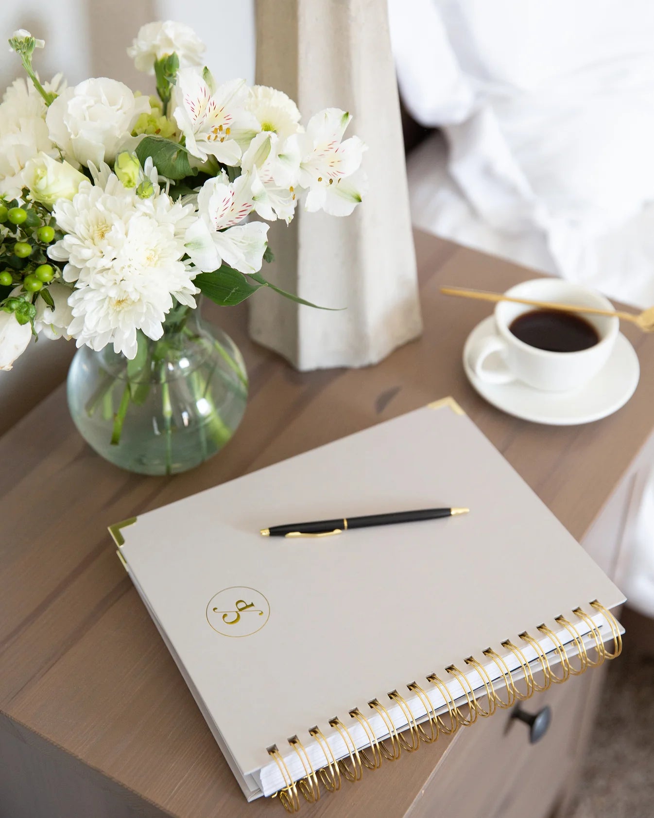 16-Week Undated Daily Wellness Planner